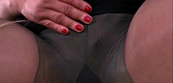  BBW milf Carmen hides vibrating egg in pantyhose